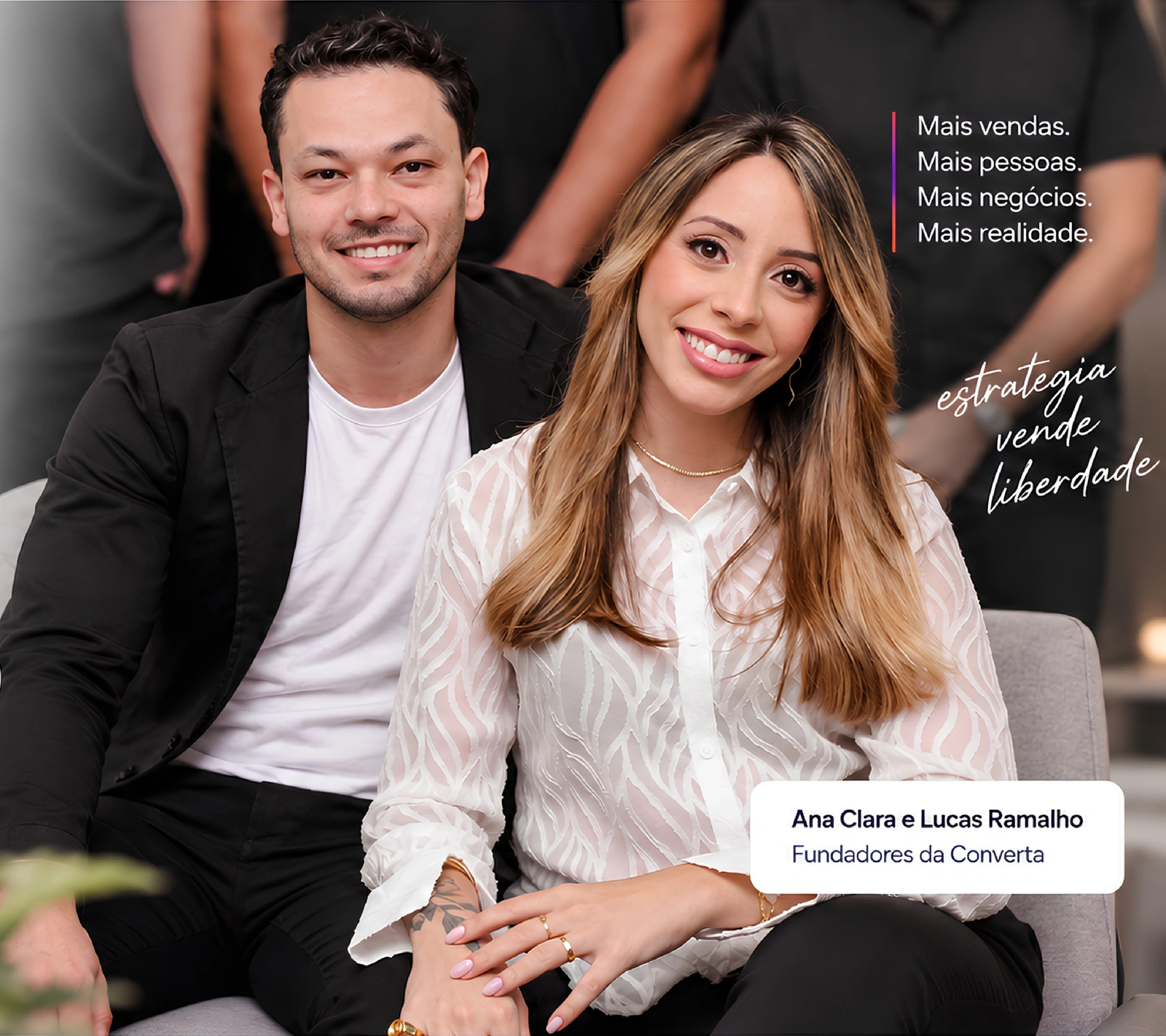 Ana Clara e Lucas Ramalho com a equipe da Converta